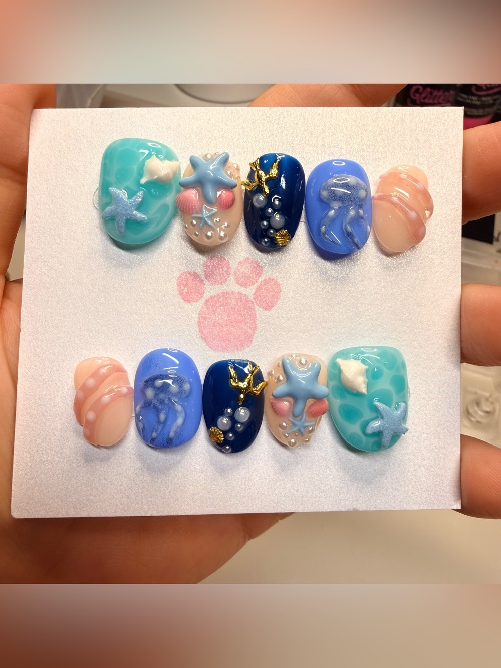 Extra short round Handcrafted Ocean-Themed Press-On Nails - Blue, Teal, Peach